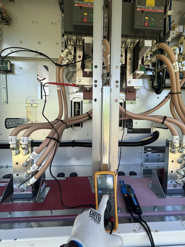 Maintenance corrective ICNT — diagnostic Fluke sur armoire électrique