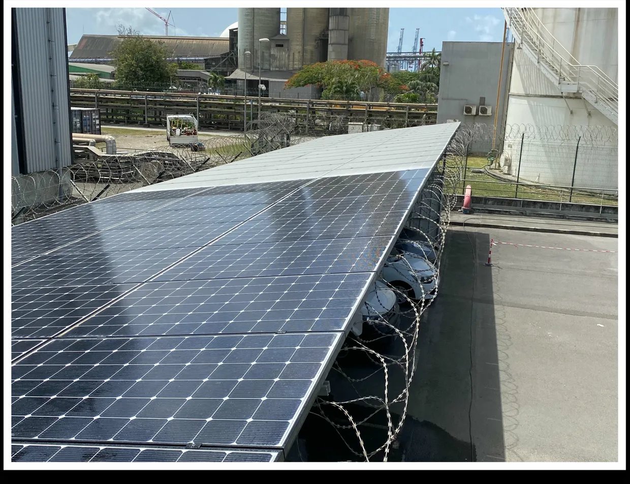 Toiture photovoltaïque site industriel — Antilles
